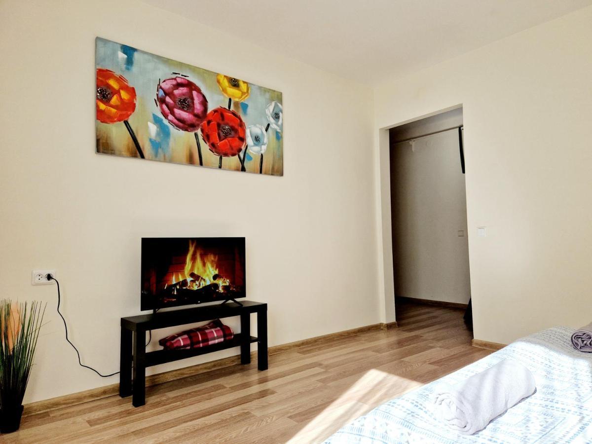 M&M Apartment X Self Check-In Panevezys Exterior photo